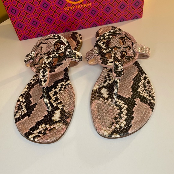 Tory Burch Miller box say 9 but run small - Picture 6 of 7